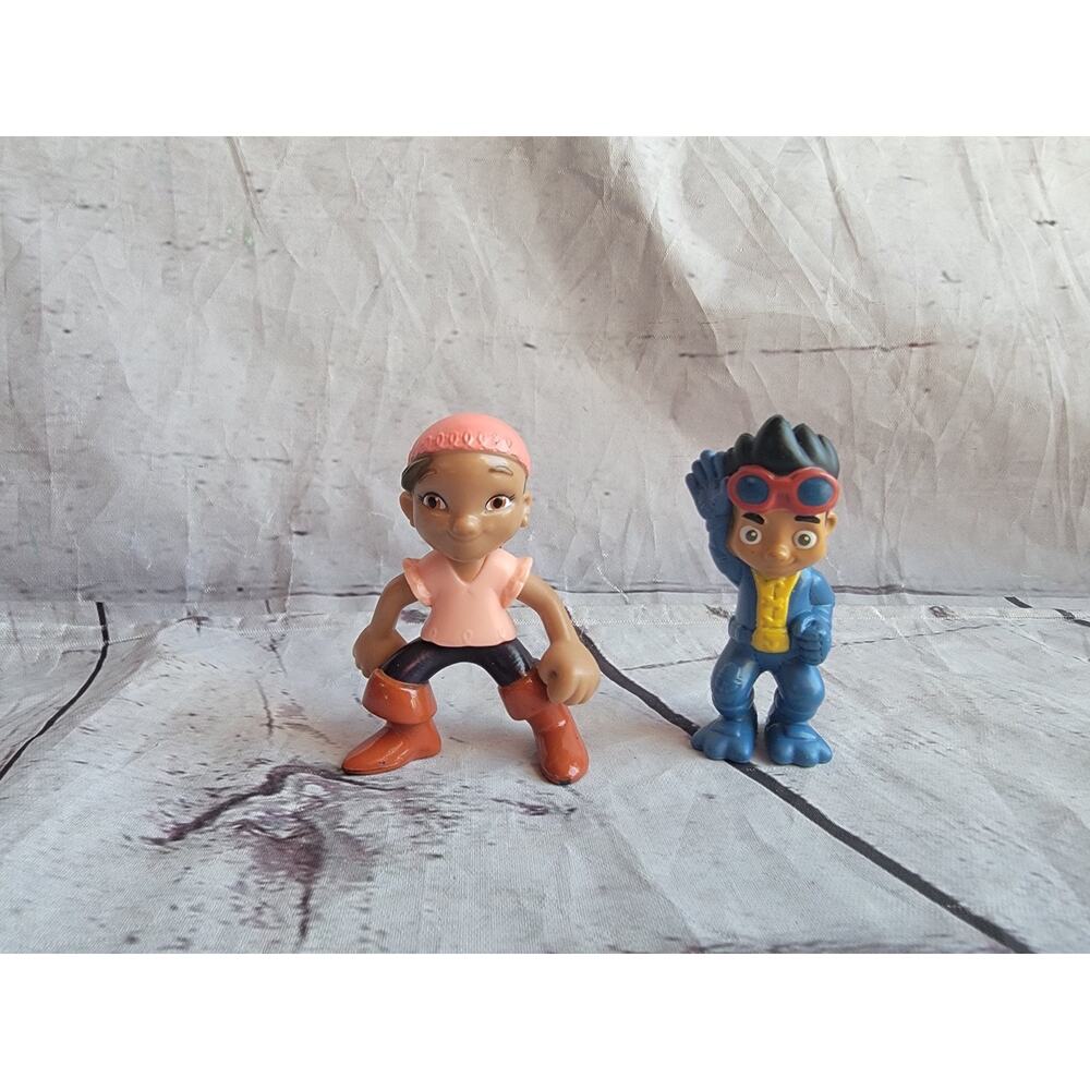 Jake and the Never Land Pirates Mini Figures Lot 2 Jake Scuba Izzy Disney Mattel